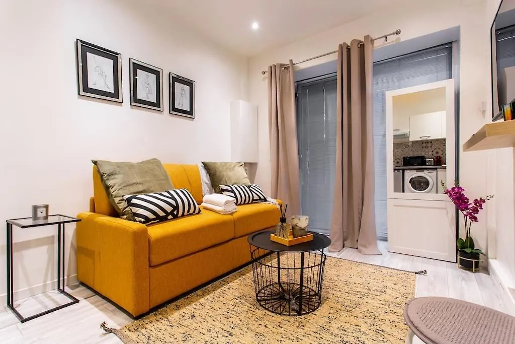 Condamine/Batignolles : Cosy Studio Apartment Paris 0*,  France